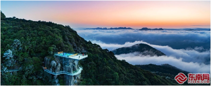 龙岩世界地质公园介绍_龙岩冠豸山丹霞地貌_冠豸山旅游攻略地图2026最新消息