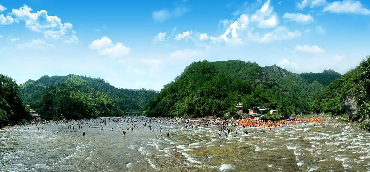 冠豸山旅游攻略地图2026最新消息_龙岩冠豸山丹霞地貌_龙岩世界地质公园介绍