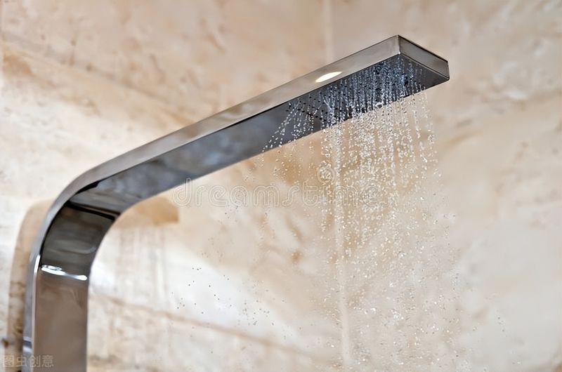 热水器维修_如何修复淋浴喷头漏水_淋浴喷头漏水维修方法