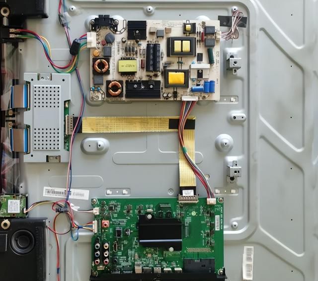 家电故障维修配件_换新划算分析_家电维修成本